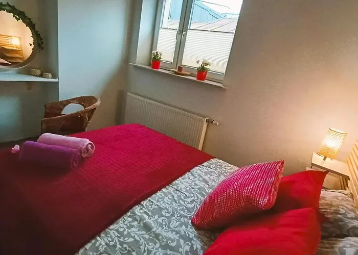 Apartament Wisniowy Krakowskie Przedmiescie 26